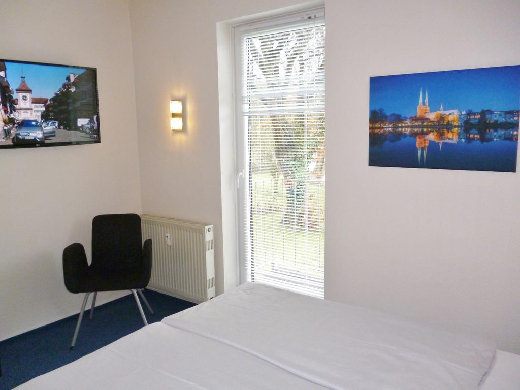 Hotel Am Muehlenteich Lübeck Exterior foto